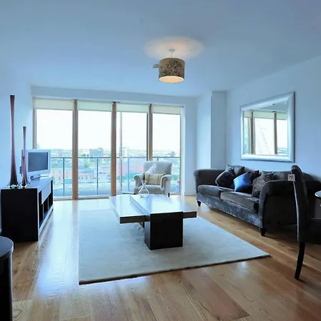 Best Location Luxury Penthouse Style Apt. Casa vacanze *